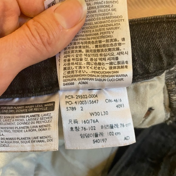 Faded grey Levi 501s - Picture 4 of 6